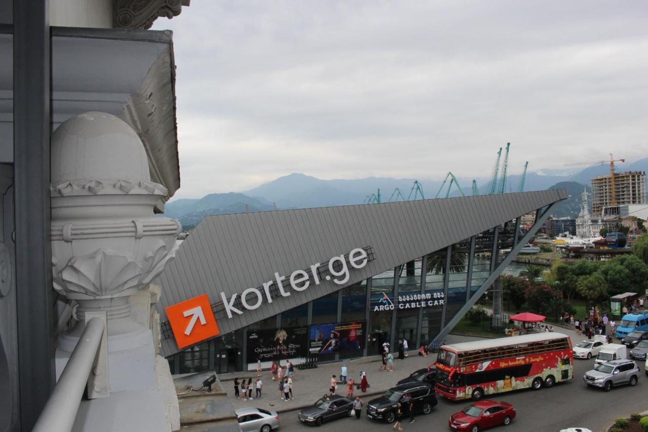 Boutique Hotel 32 Batumi Exterior foto