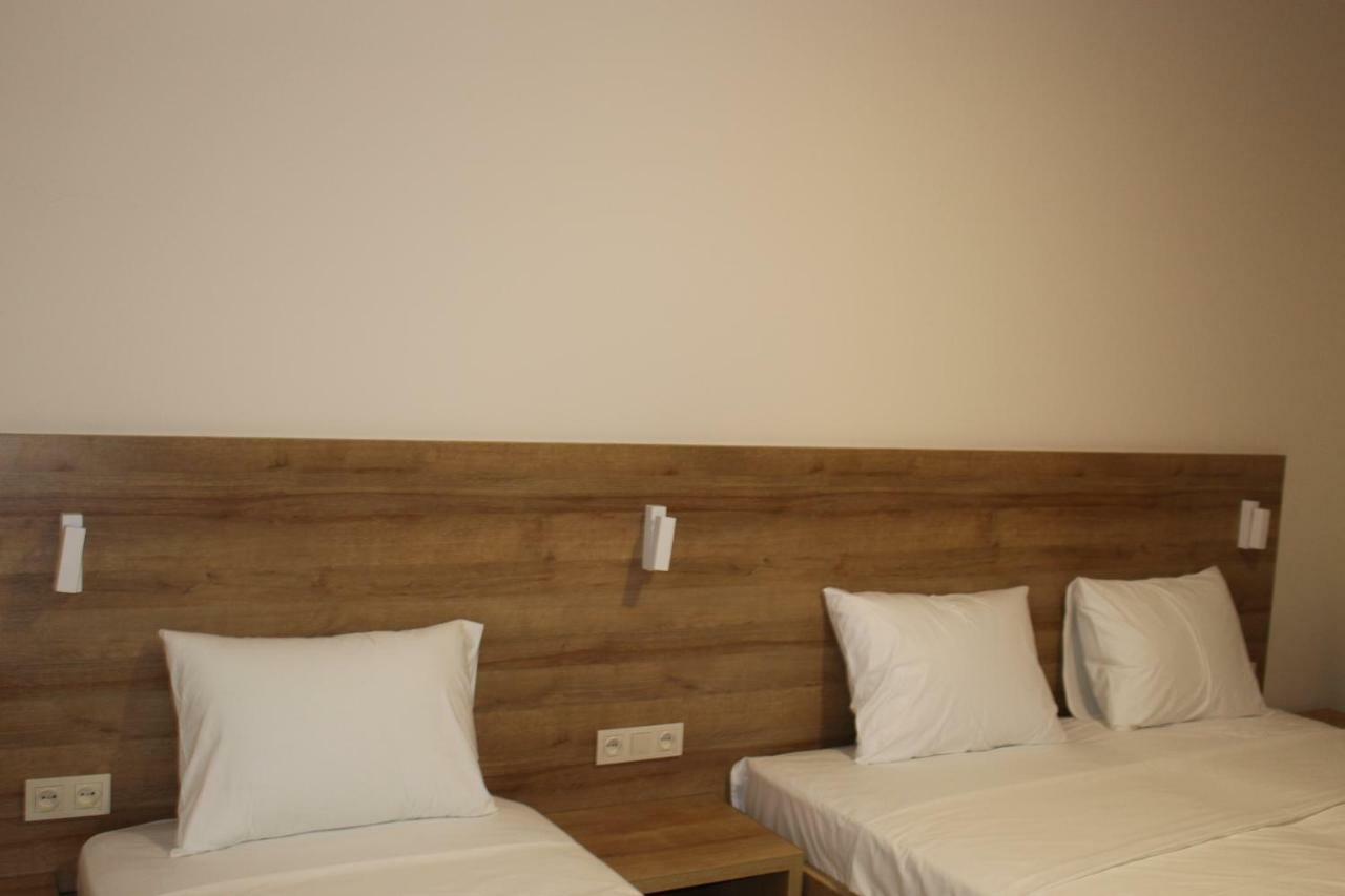 Boutique Hotel 32 Batumi Exterior foto